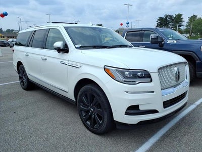 2023 Lincoln Navigator L Reserve