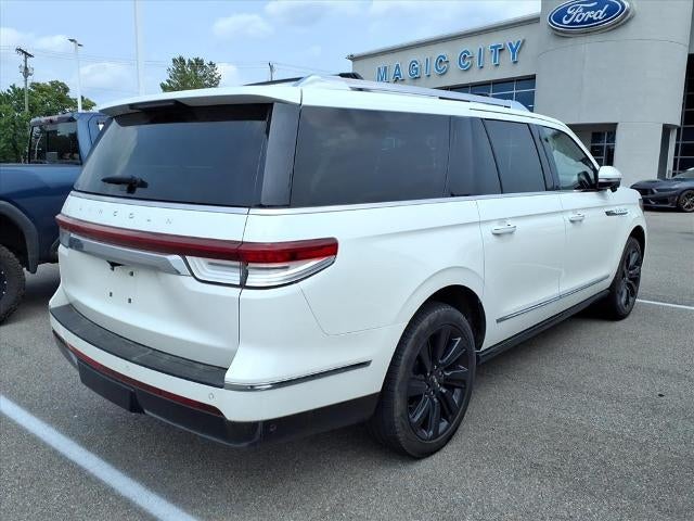 2023 Lincoln Navigator L Reserve