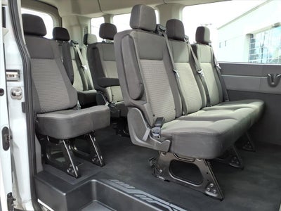 2023 Ford Transit Passenger Wagon XLT