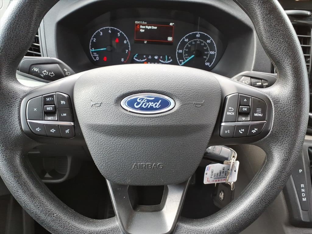 2023 Ford Transit Passenger Wagon XLT