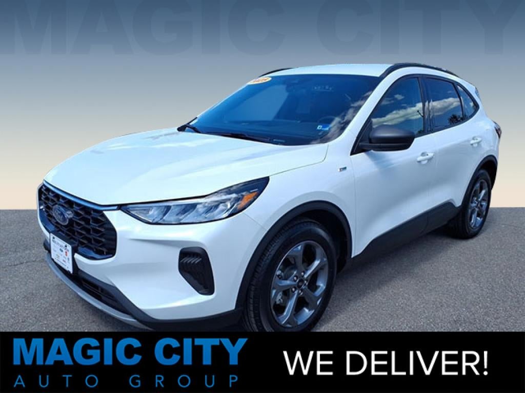 2025 Ford Escape Hybrid