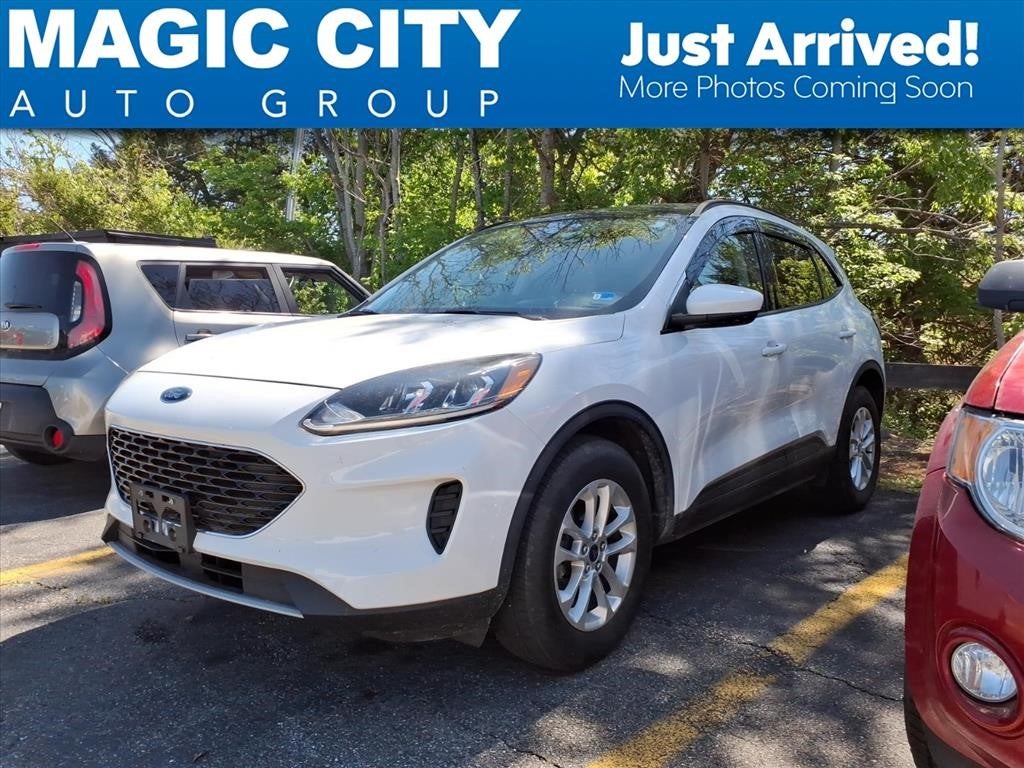 2020 Ford Escape Base