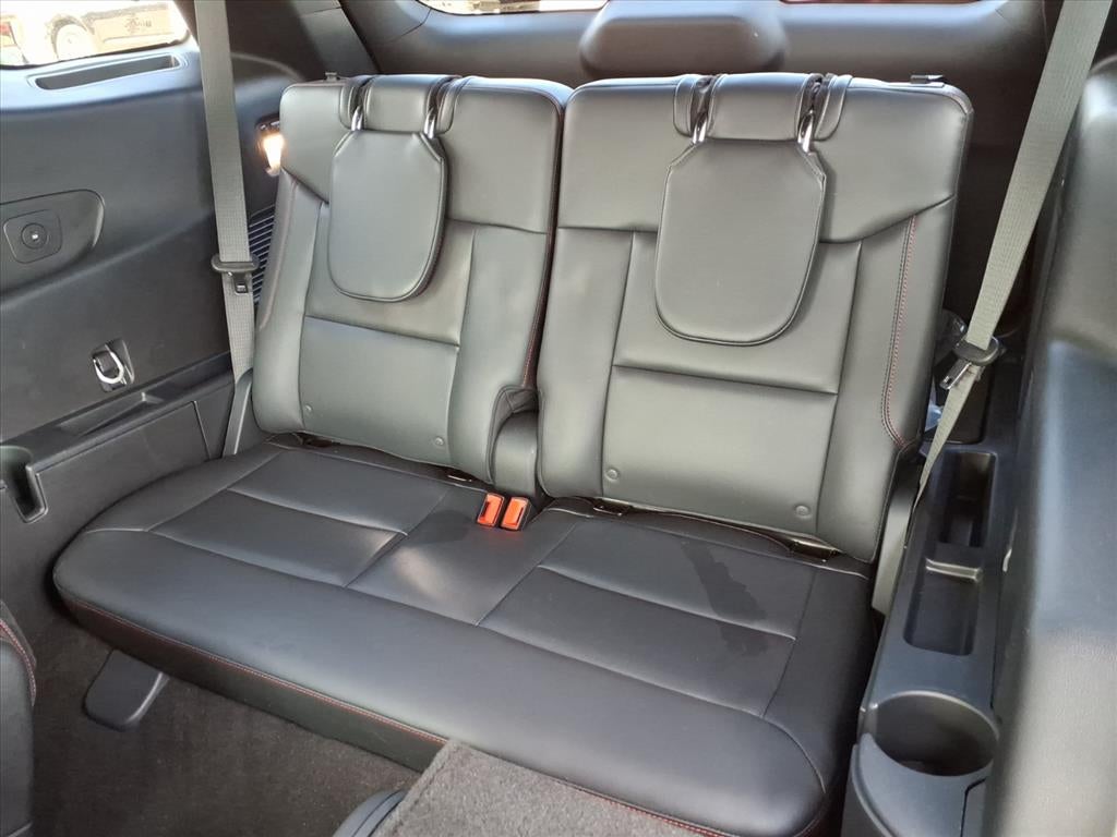 2025 Ford Explorer Base