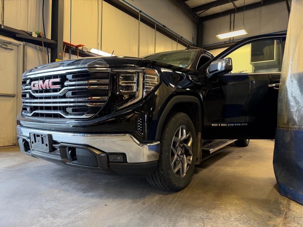 2022 GMC Sierra 1500 SLT
