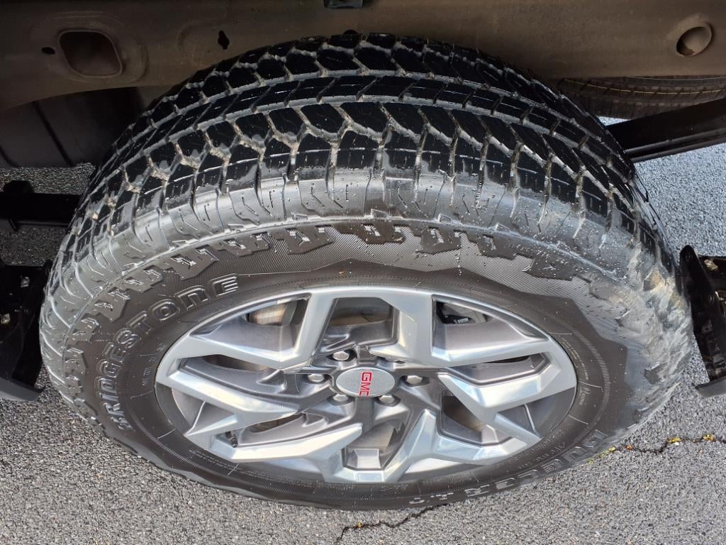 2024 GMC Sierra 1500 SLE