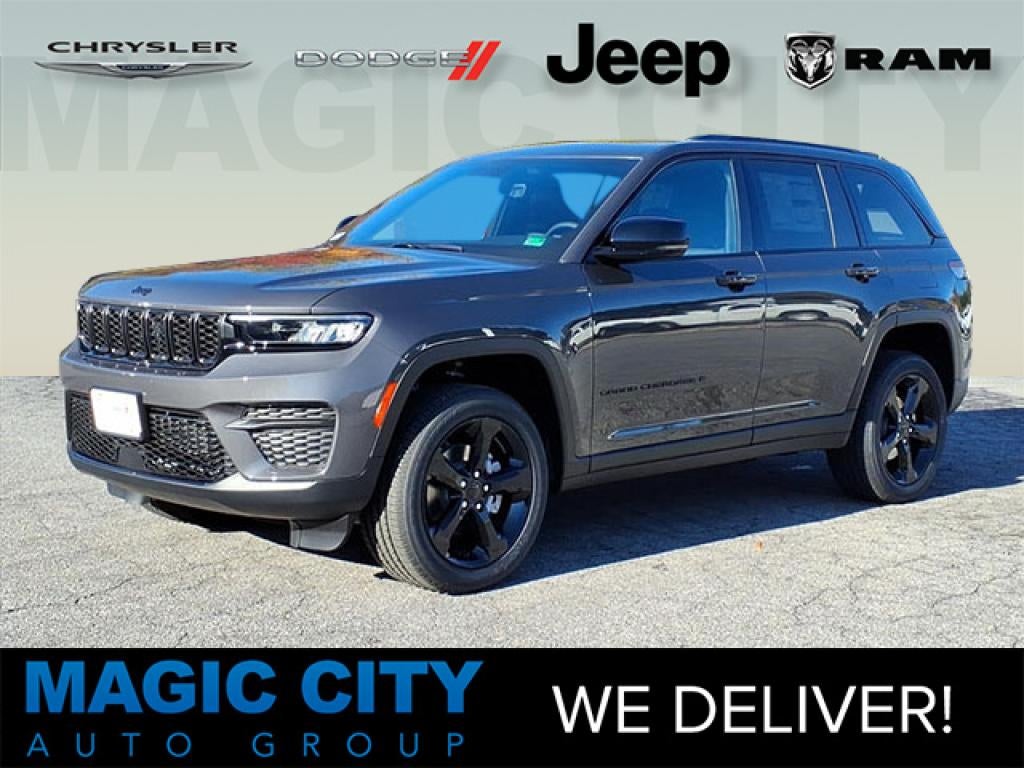 2025 Jeep Grand Cherokee Laredo