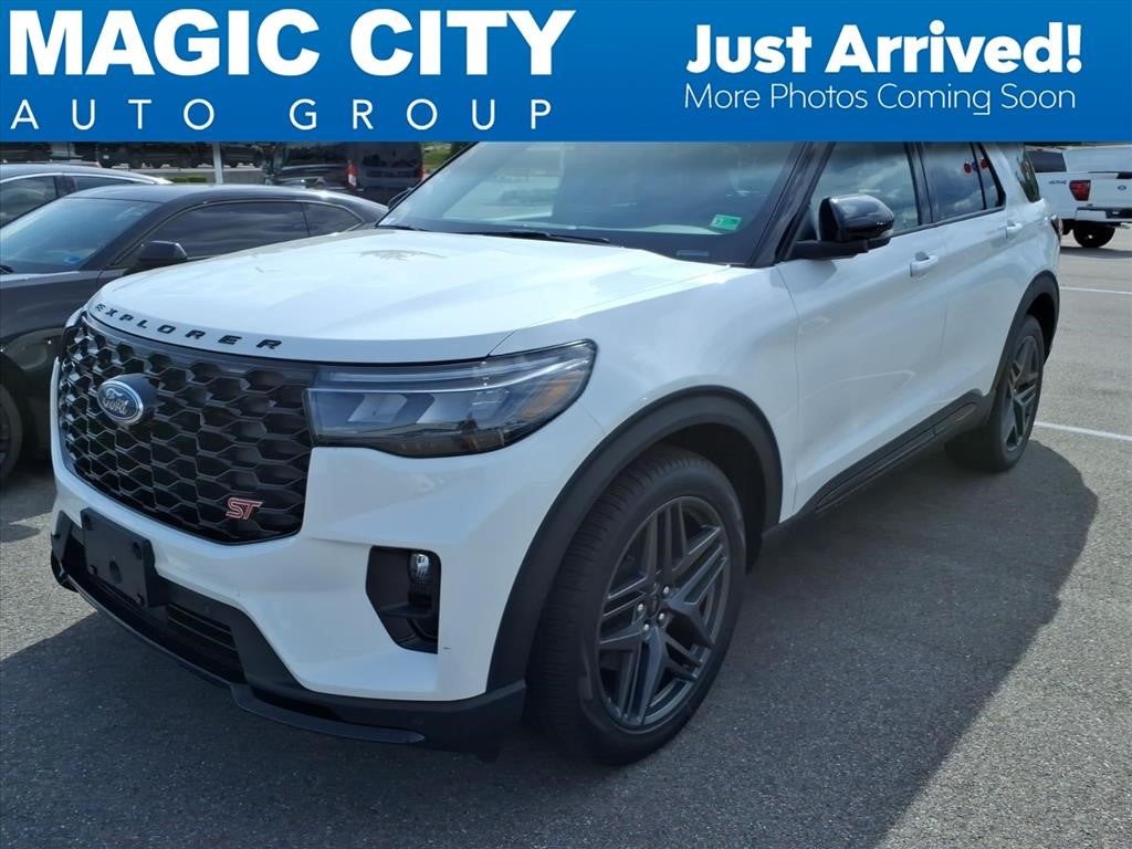 2025 Ford Explorer ST
