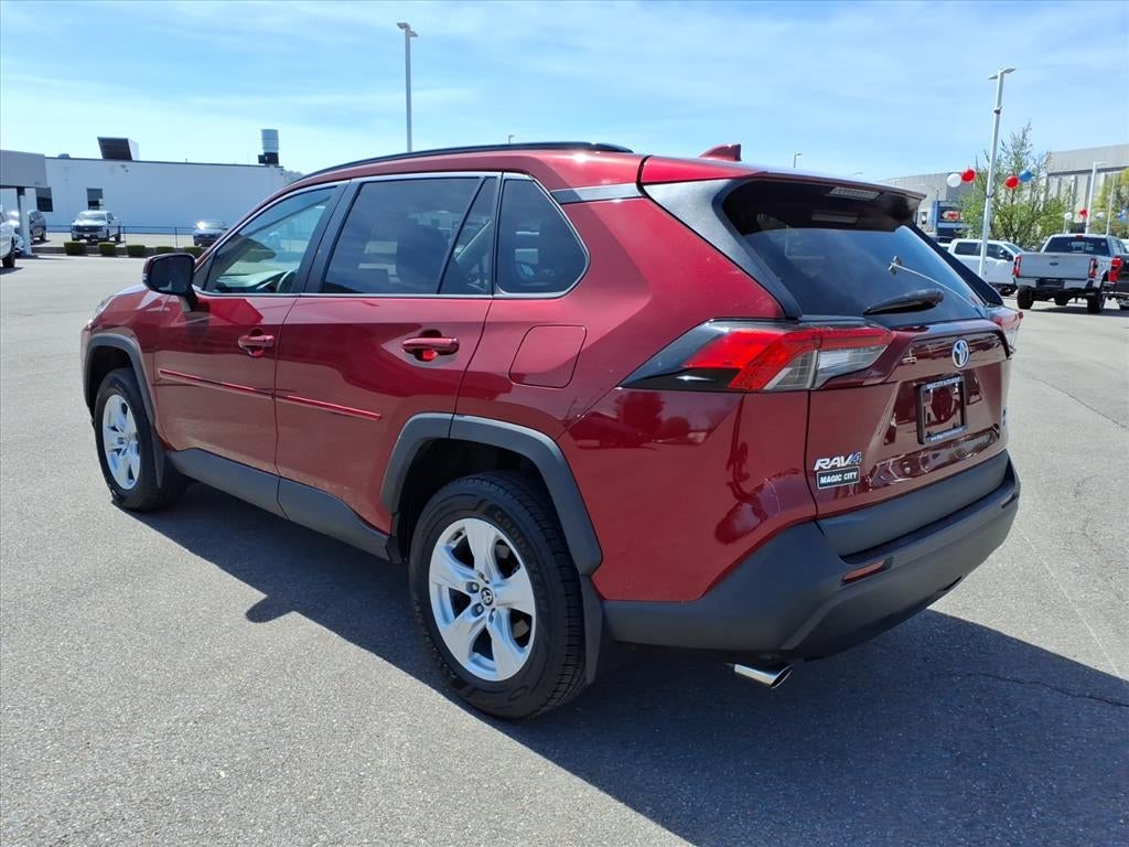 2021 Toyota RAV4 XLE