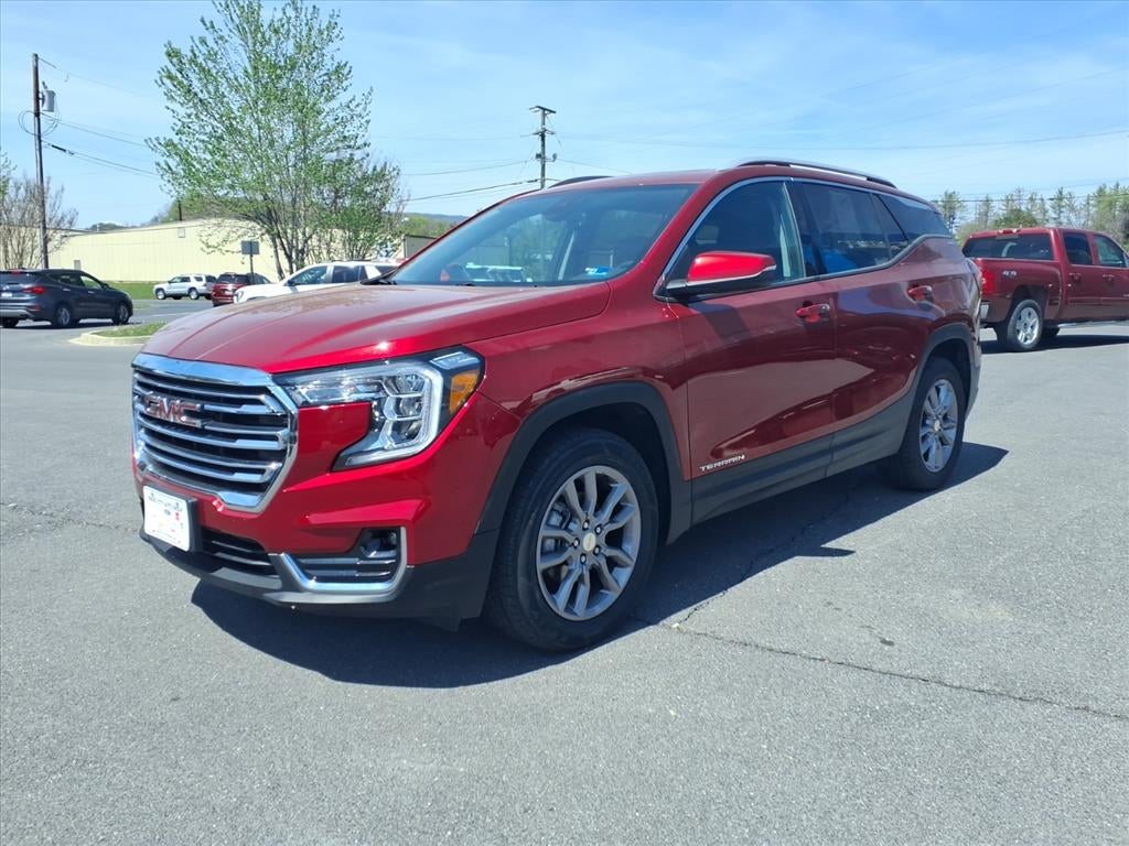 2024 GMC Terrain SLT AWD's photo