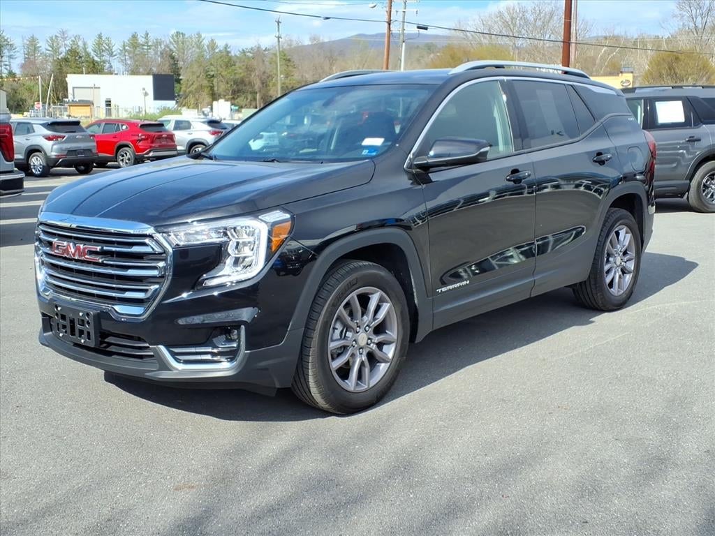 2024 GMC Terrain SLT AWD's photo