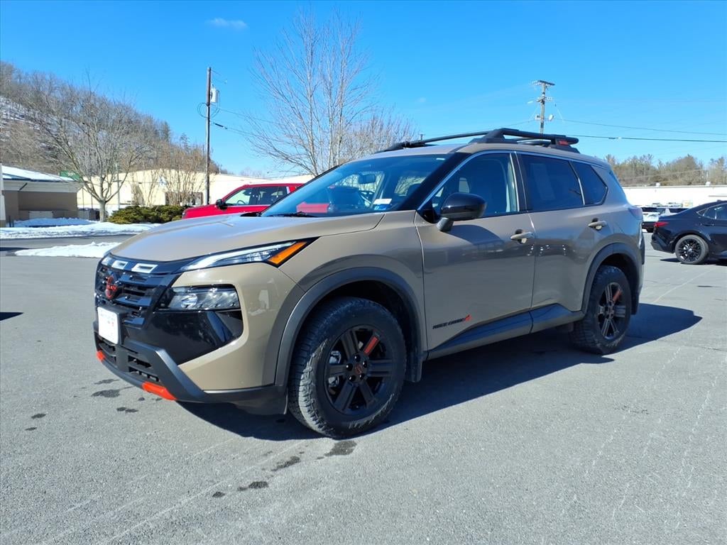 2025 Nissan Rogue Rock Creek
