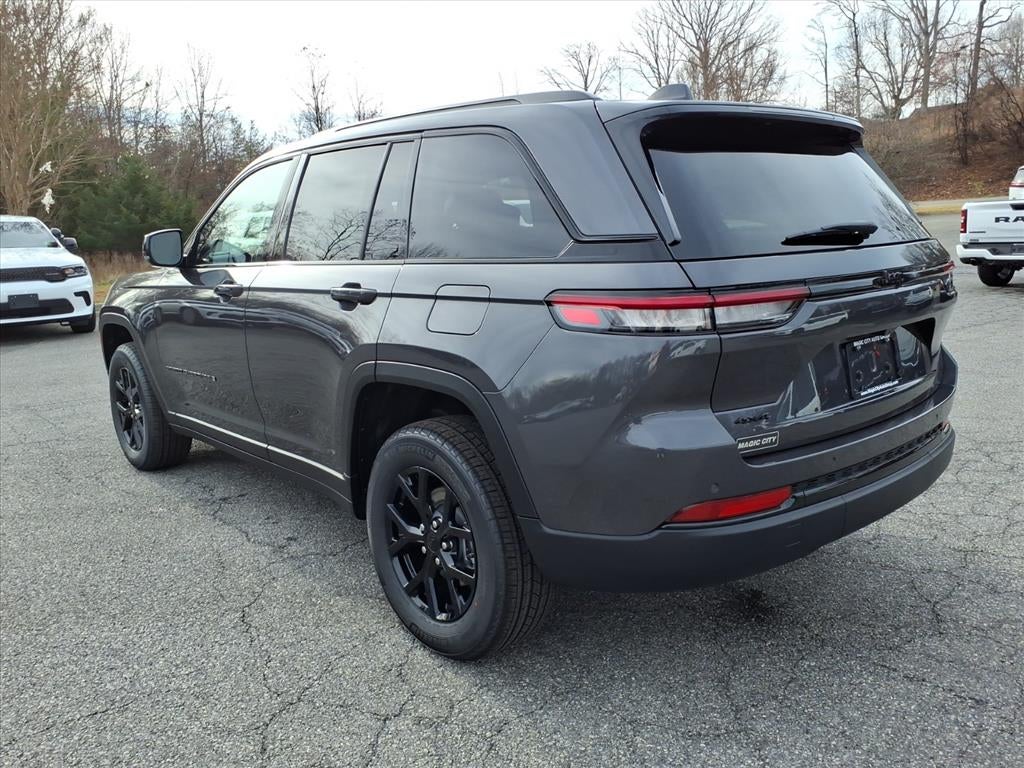 2025 Jeep Grand Cherokee Altitude X 4x4