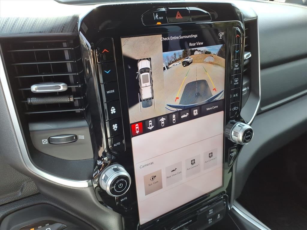 2025 RAM 1500 Big Horn Crew Cab 4x4 5'7' Box