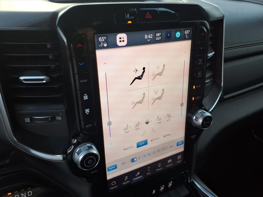 2025 RAM 1500 Laramie Crew Cab 4x4 5'7' Box