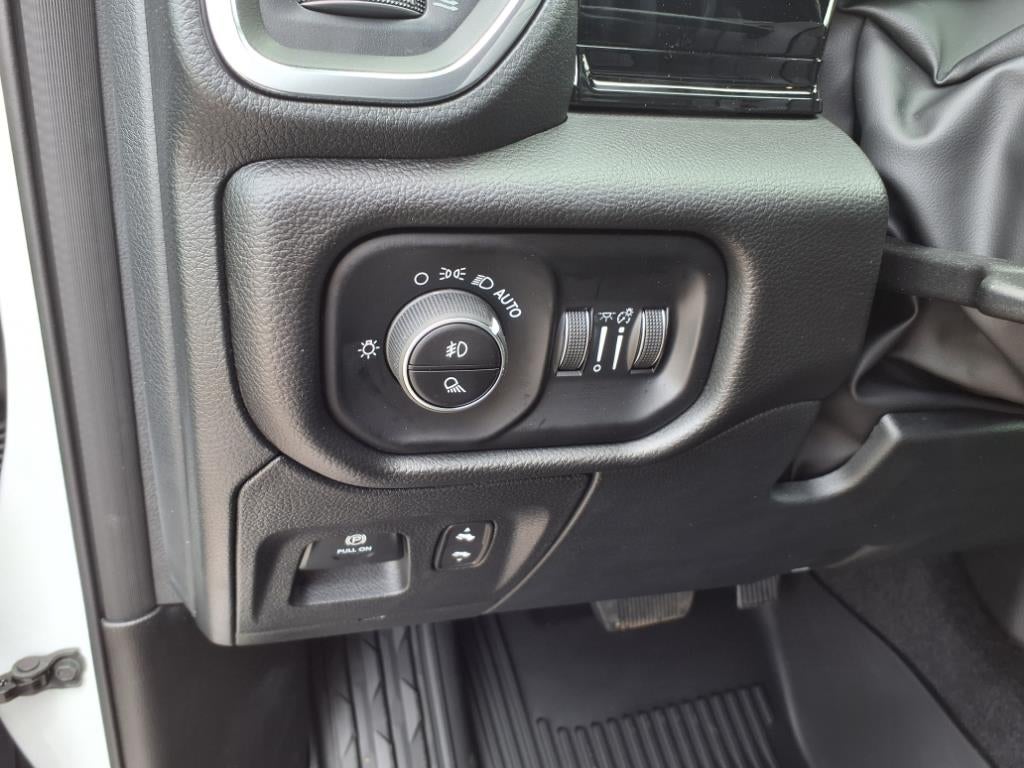 2025 RAM 1500 Laramie Crew Cab 4x4 5'7' Box