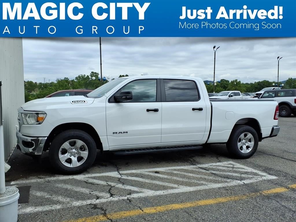 2024 RAM 1500 Big Horn Crew Cab 4x4 6'4' Box