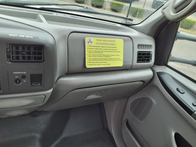 2000 Ford F-550 Chassis XL DRW