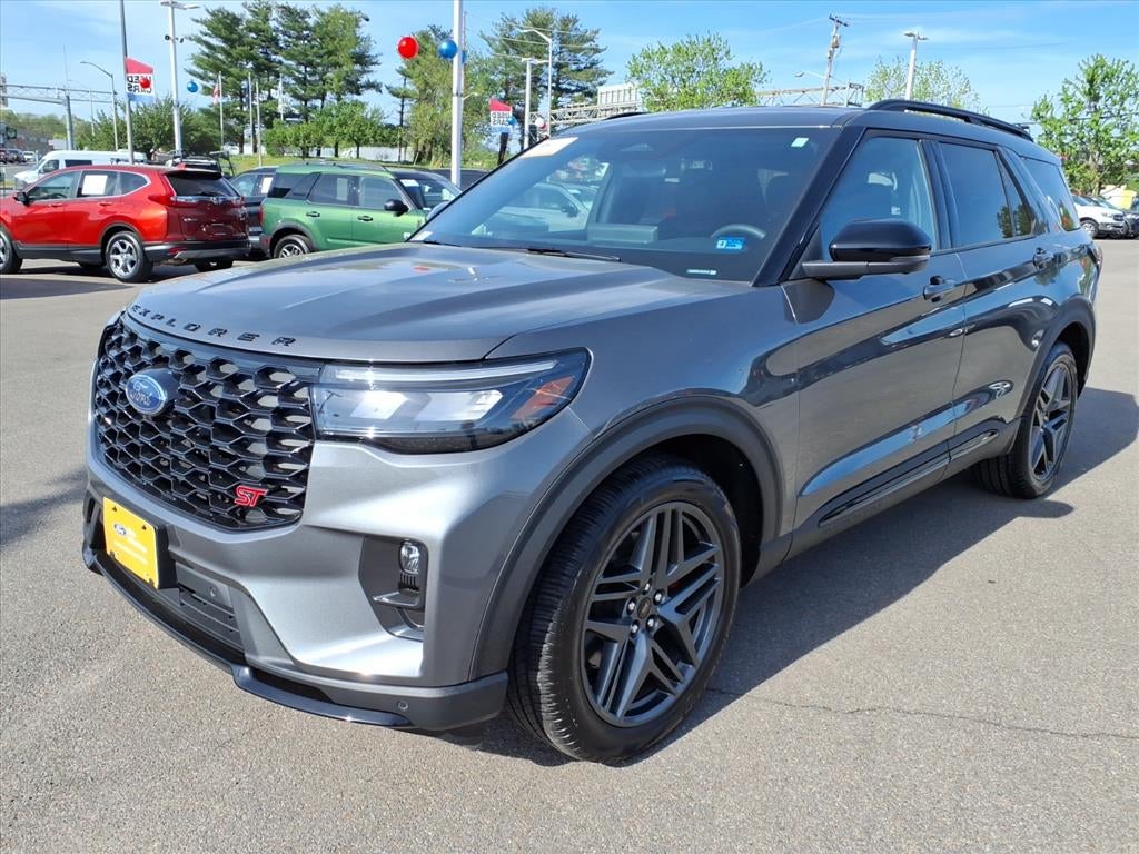 2025 Ford Explorer ST 4WD (PL535)'s photo