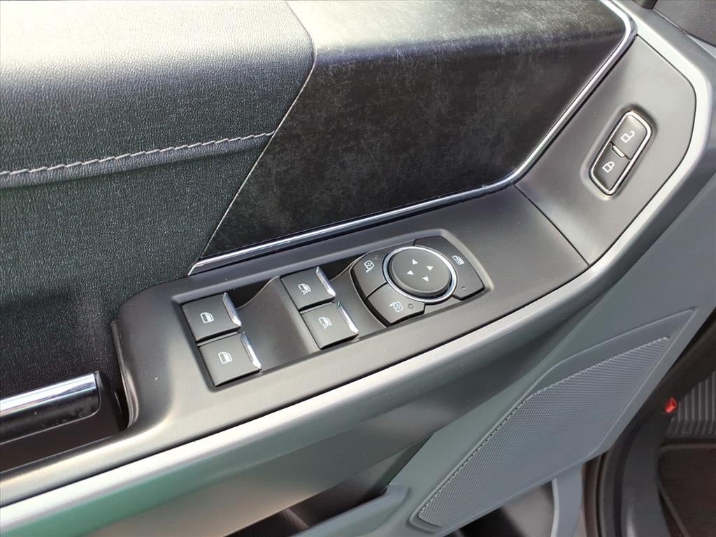 2023 Ford F-150 Lightning XLT
