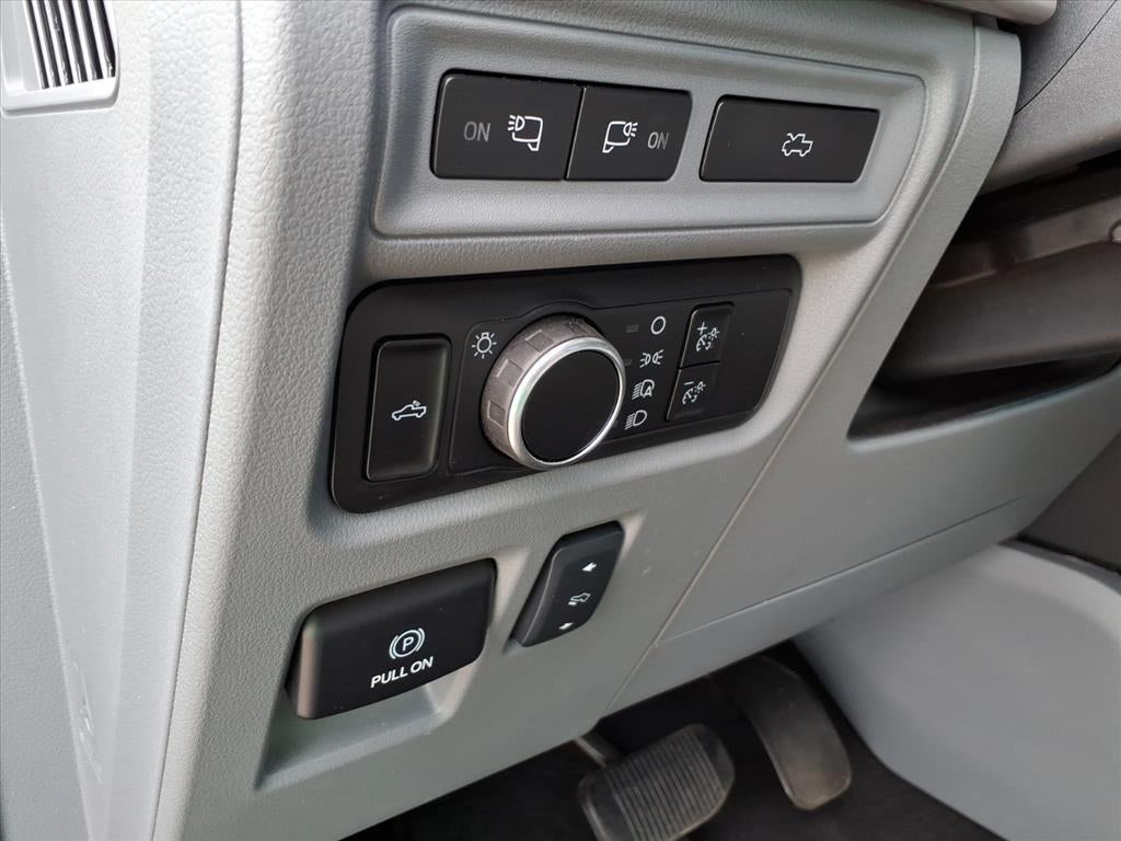 2023 Ford F-150 Lightning XLT