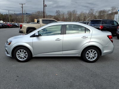 2020 Chevrolet Sonic FWD Sedan LT
