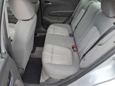 2020 Chevrolet Sonic FWD Sedan LT