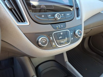 2022 Chevrolet Malibu FWD LS