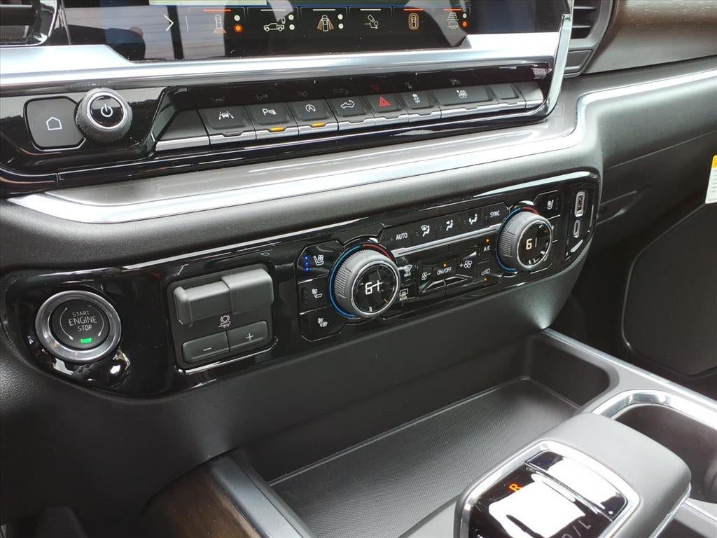 2026 Chevrolet Silverado 1500 4WD Crew Cab Short Bed High Country