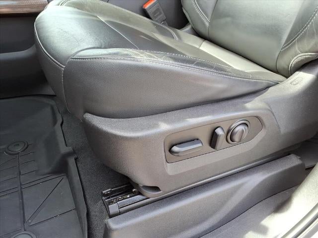 2020 Chevrolet Silverado 1500 4WD Crew Cab Short Bed RST