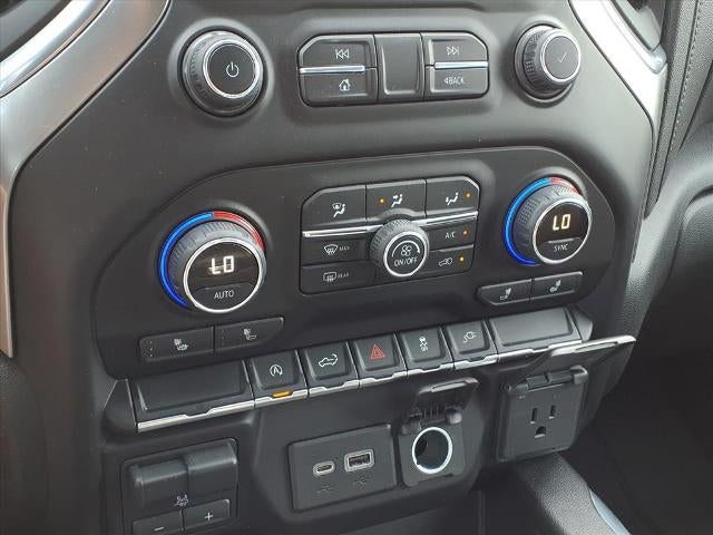 2020 Chevrolet Silverado 1500 4WD Crew Cab Short Bed RST