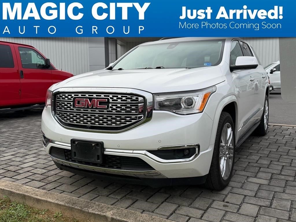 2017 GMC Acadia Denali