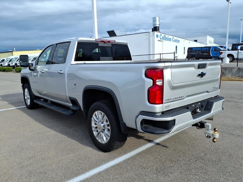 2022 Chevrolet Silverado 2500HD 4WD Crew Cab Standard Bed High Country