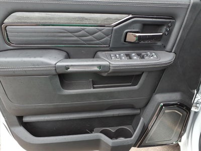 2025 RAM 2500 Limited Crew Cab 4x4 6'4' Box