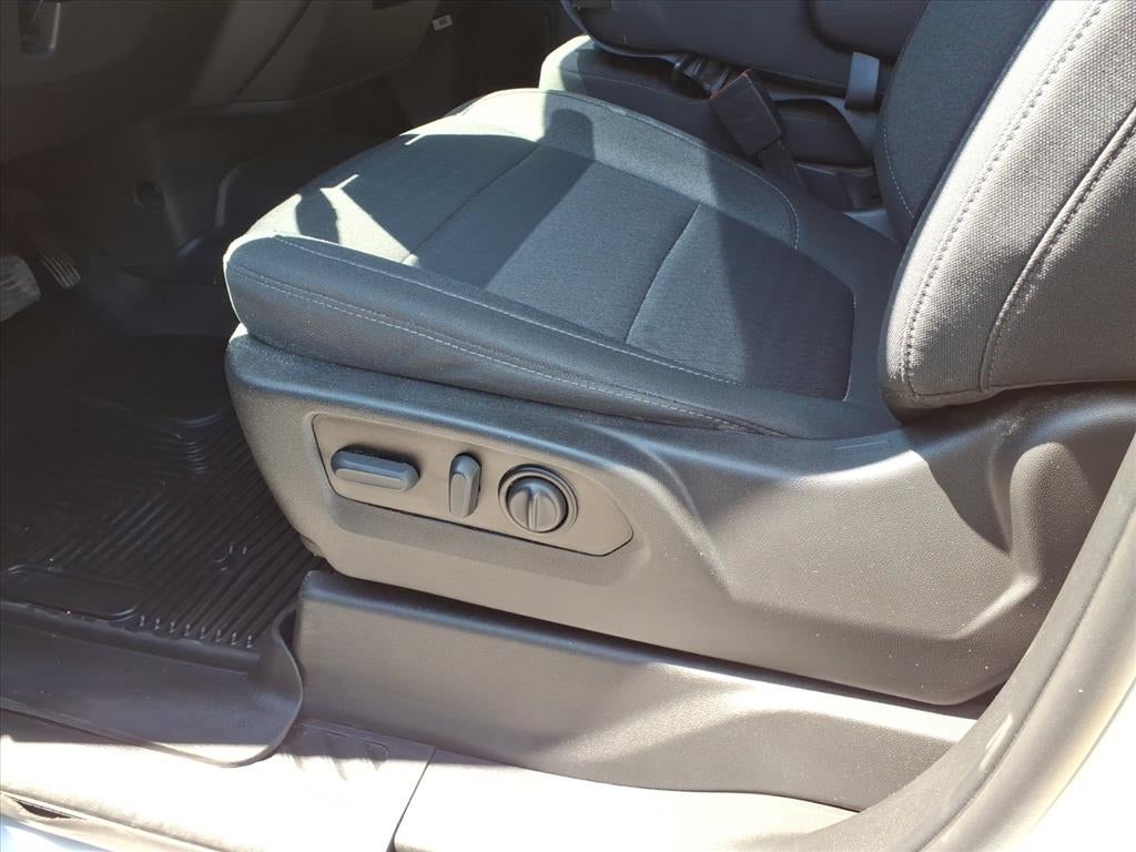 2022 Chevrolet Silverado 1500 LTD 2WD Crew Cab Short Bed Custom
