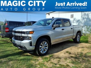 2021 Chevrolet Silverado 1500 4WD Crew Cab Short Bed Custom