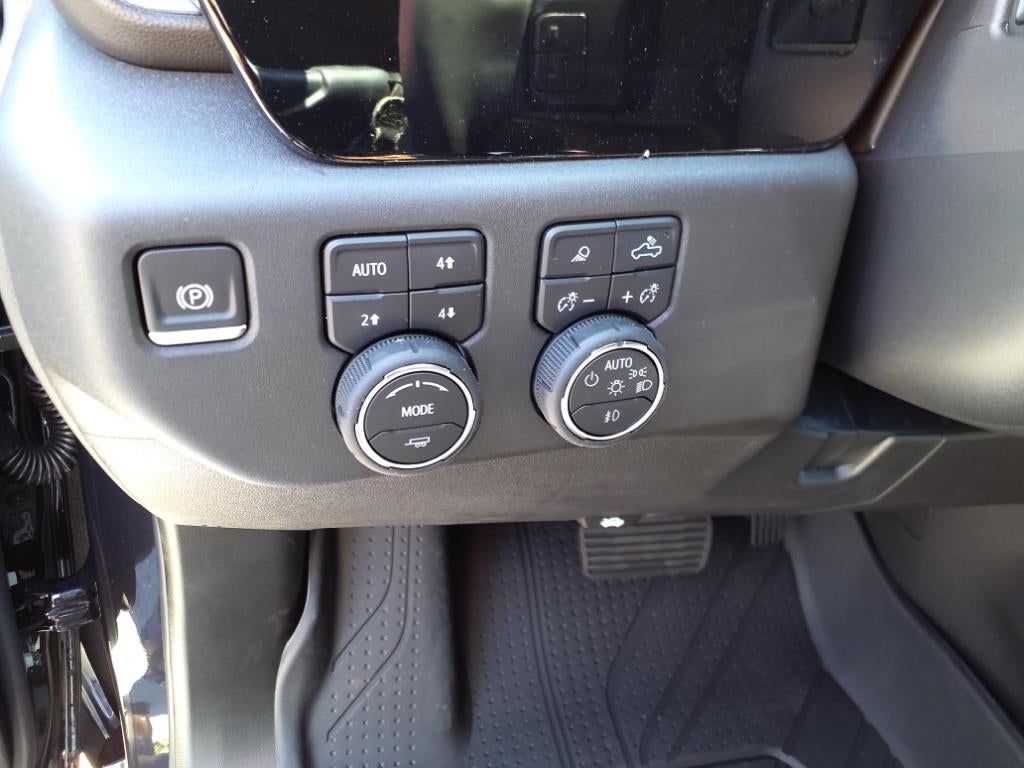 2024 Chevrolet Silverado 1500 4WD Crew Cab Short Bed RST