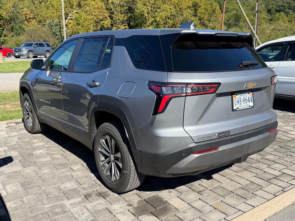 2027 Chevrolet Equinox LT FWD