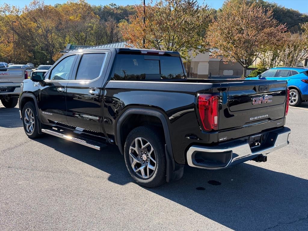 2022 GMC Sierra 1500 2WD Crew Cab Short Box SLT