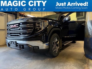 2022 GMC Sierra 1500 2WD Crew Cab Short Box SLT