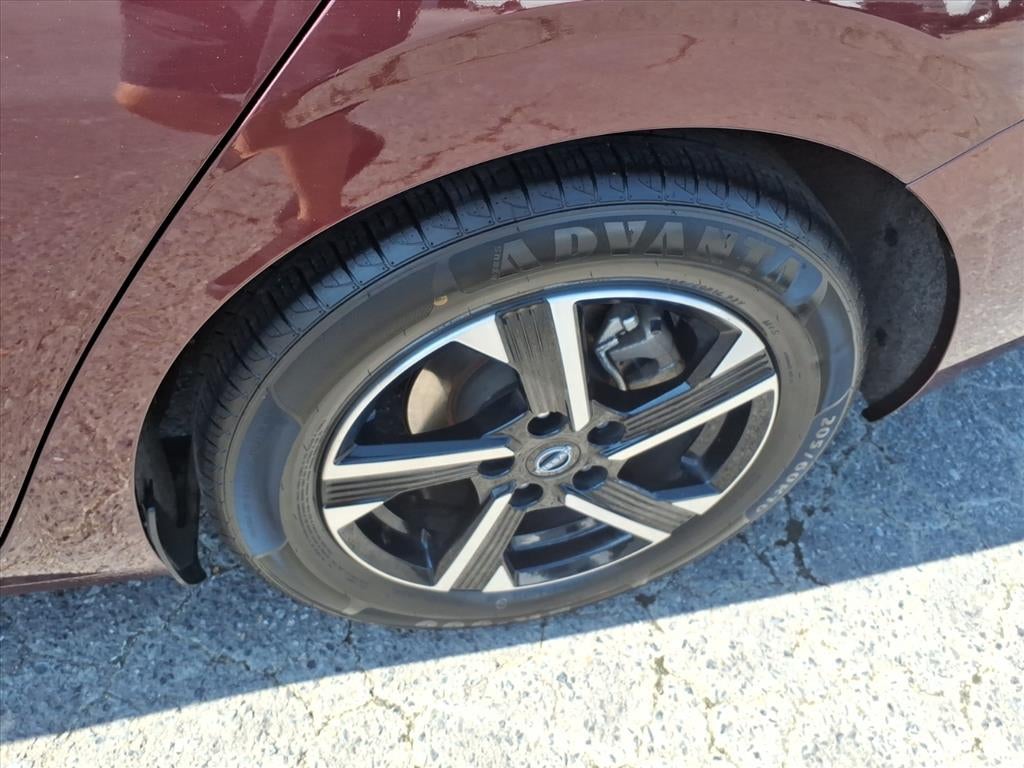 2024 Nissan Sentra SV Xtronic CVT
