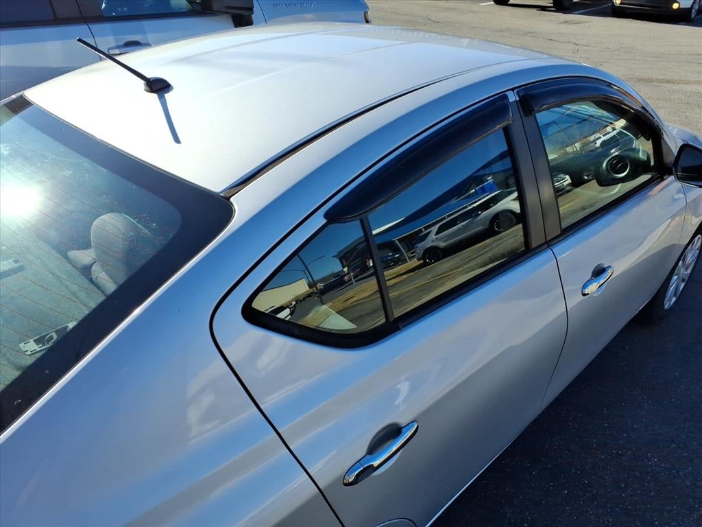 2018 Nissan Versa 1.6 SV