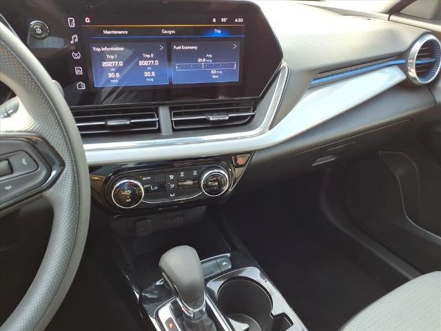 2025 Chevrolet Trax FWD LT