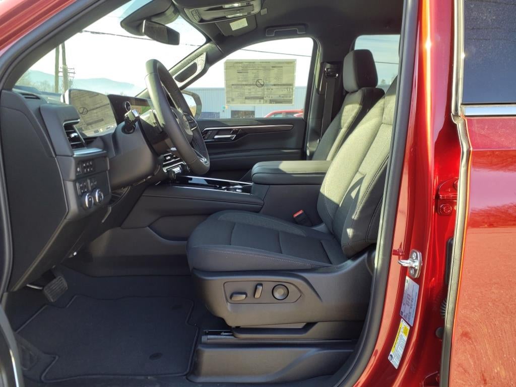 2025 Chevrolet Tahoe LS