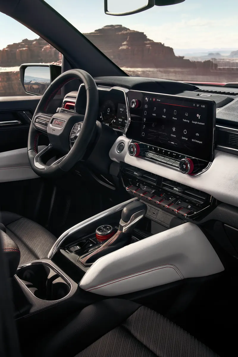 2026 GMC Canyon infotainment system at Magic City Chevrolet GMC in Covington VA